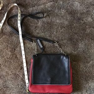 Kenneth Cole Reaction crossbody